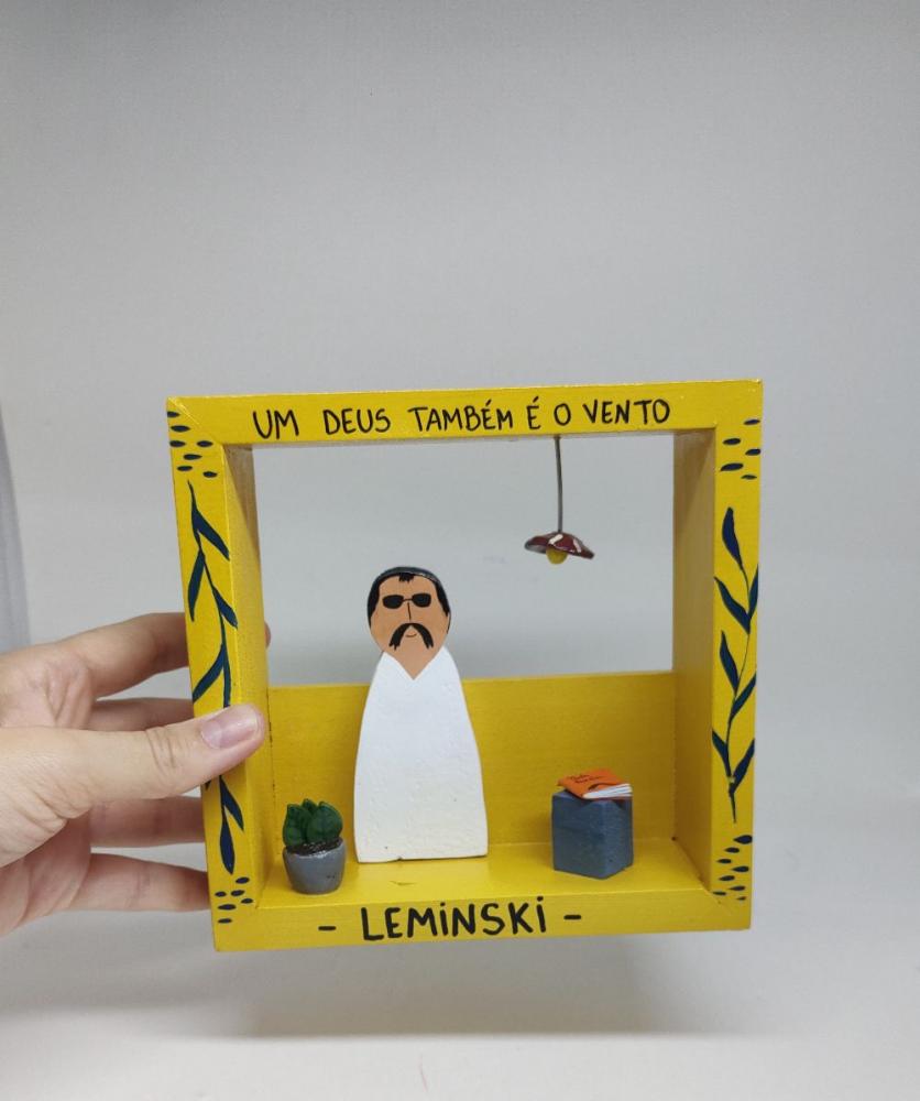 Leminski - Um Deus Também É O Vento