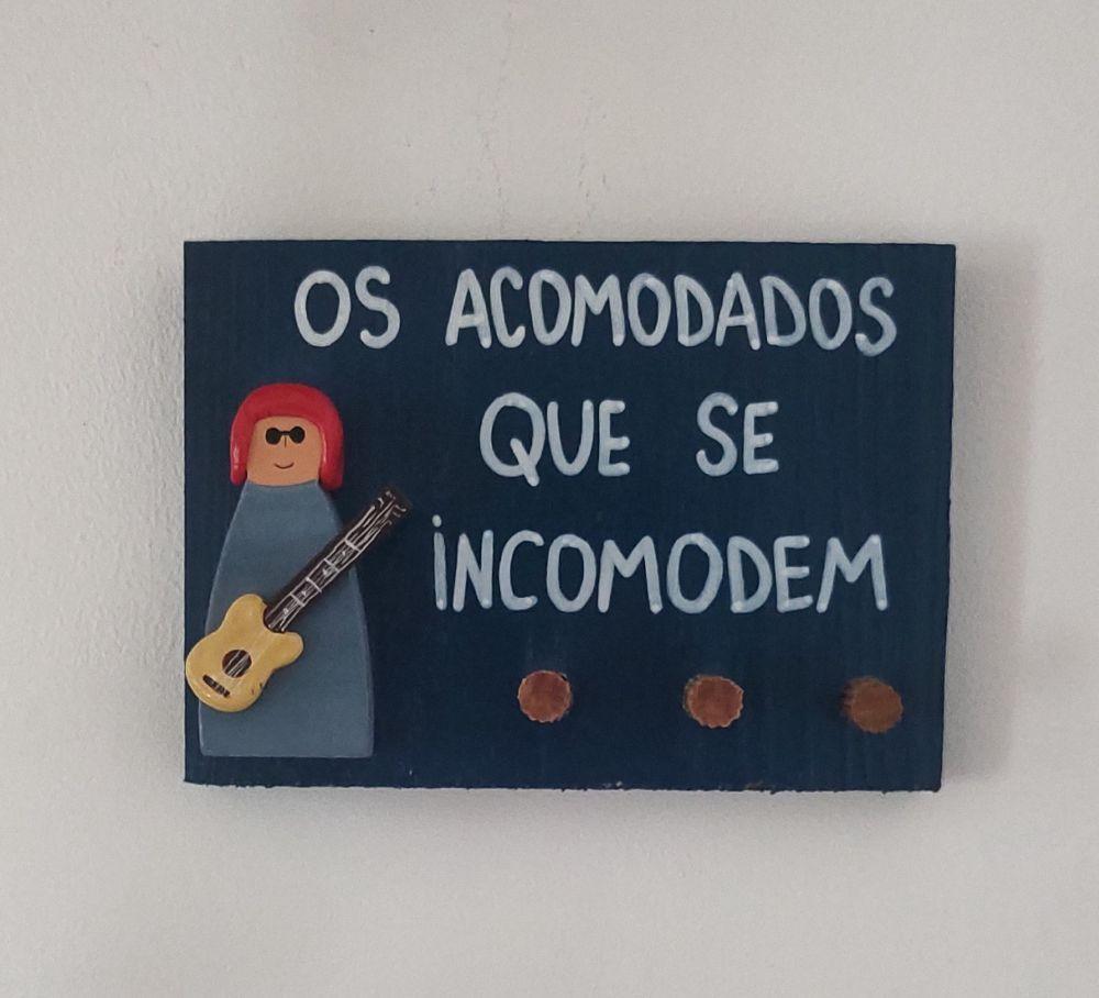 Cabideiro Rita Lee
