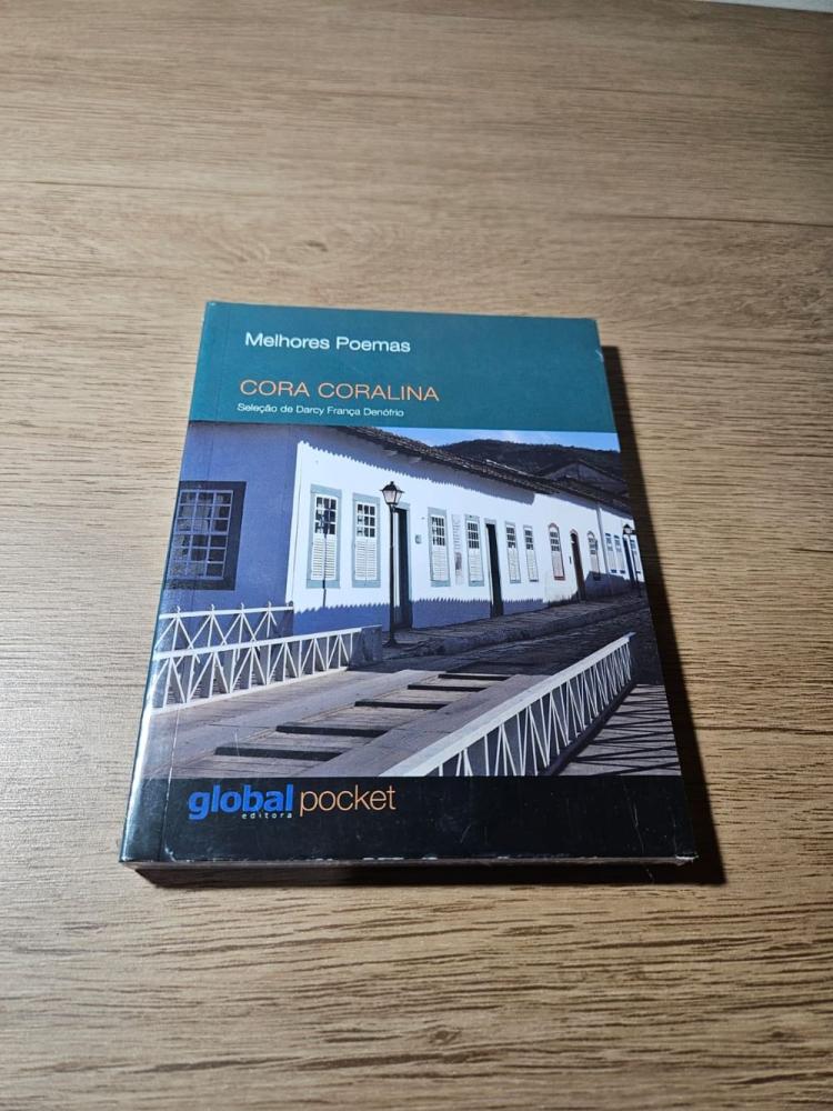 Livro Melhores Poemas Cora Coralina