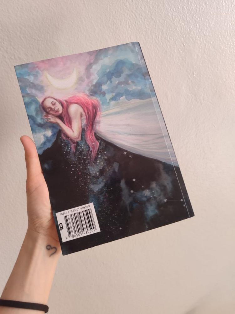 Poesias Ilustradas De Uma Garota Inspirada